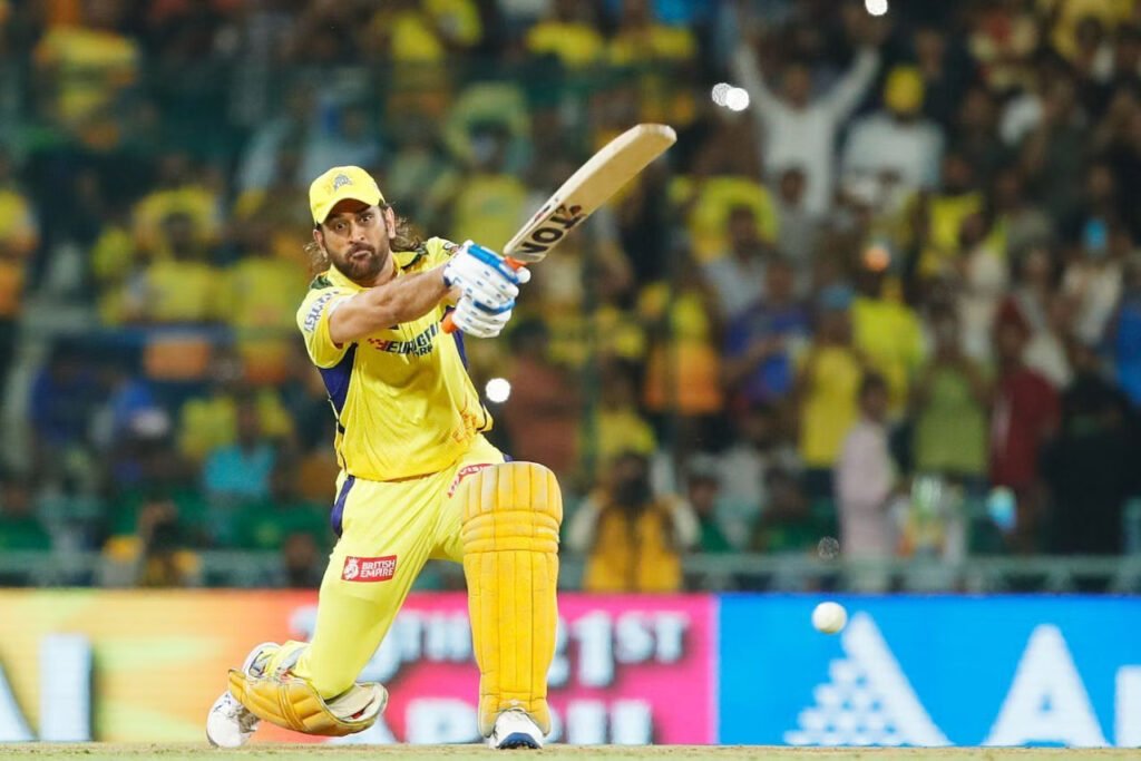 MS Dhoni completed 5000 runs as a wicketkeeper in IPL
